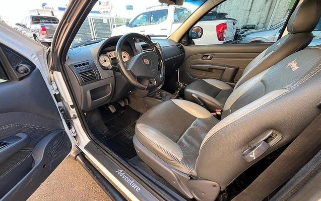 imagem-https://www.socarrao.com.br/sc-vehicle-images-prod/2308634/1785185158730-8220715_7_B_896165fe66.jpeg