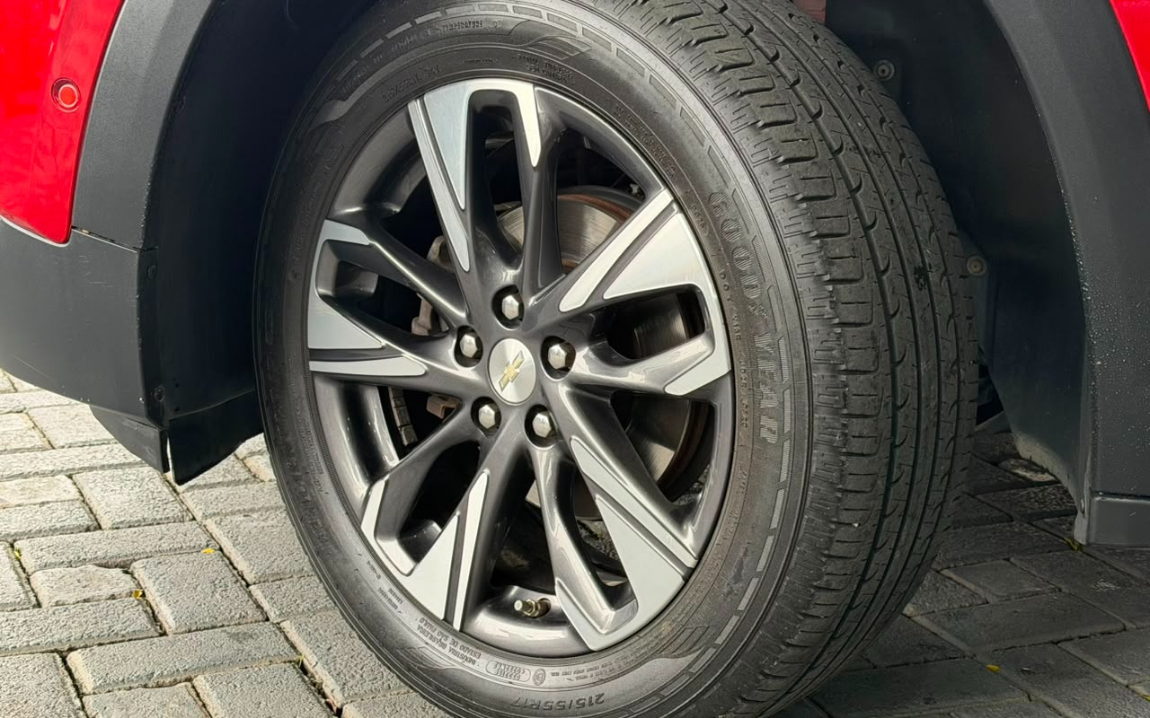 imagem-https://www.socarrao.com.br/sc-vehicle-images-prod/2308686/1782405029572-V2hhdHNBcHAgSW1hZ2UgMjAyNi0wNi0yNSBhdCAxMi4zMi40NC5qcGVn.jpeg