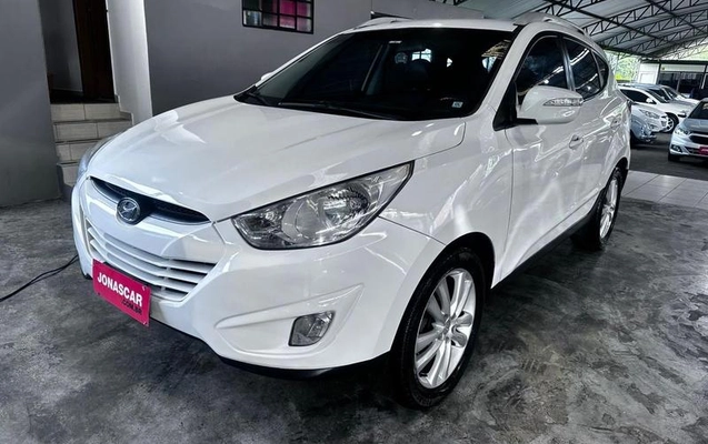 imagem-https://www.socarrao.com.br/sc-vehicle-images-prod/2308952/1788975978983-8220837_2_B_d88e032106.jpeg