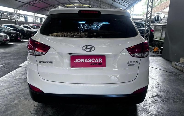 imagem-https://www.socarrao.com.br/sc-vehicle-images-prod/2308952/1788975978985-8220837_0_B_2117d88928.jpeg