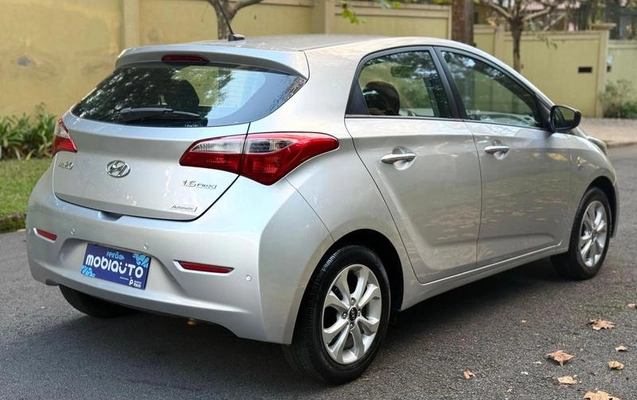 imagem-https://www.socarrao.com.br/sc-vehicle-images-prod/2309365/1784062260487-8106367_5_B_3c16ff203f.jpeg