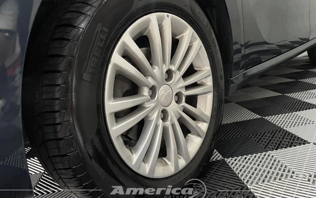 imagem-https://www.socarrao.com.br/sc-vehicle-images-prod/2309435/1787684872057-8221021_10_B_960f7b5be9.jpeg