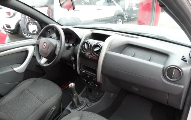 imagem-https://www.socarrao.com.br/sc-vehicle-images-prod/2309786/1791227092012-7889367_15_B_3f41f64e4d.jpeg