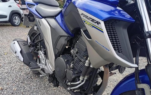 imagem-https://www.socarrao.com.br/sc-vehicle-images-prod/2309868/1788268067700-8054365_1_B_0232905b6c.jpeg