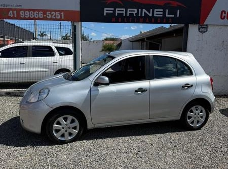 Nissan MARCH 2013 Prata — foto 1 de 3