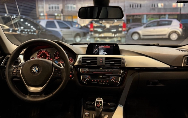 imagem-https://www.socarrao.com.br/sc-vehicle-images-prod/2309940/1782410408934-SU1HXzIyMTQuanBlZw.jpeg