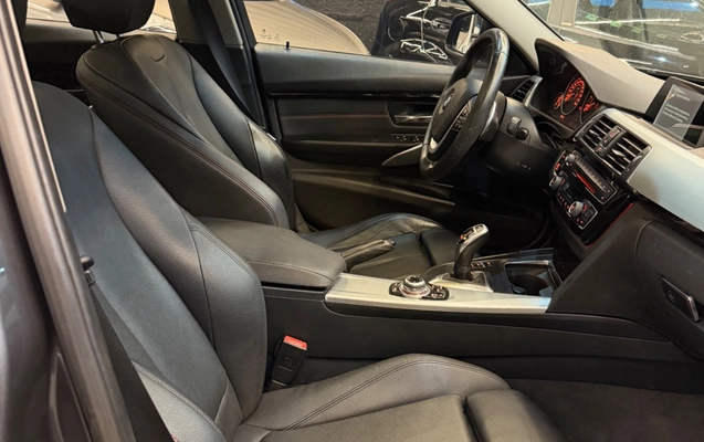 imagem-https://www.socarrao.com.br/sc-vehicle-images-prod/2309940/1782410409390-SU1HXzIyMjAuanBlZw.jpeg
