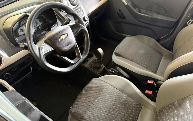 imagem-https://www.socarrao.com.br/sc-vehicle-images-prod/2310048/1782935658414-8177471_9_B_cf3213ac86.jpeg