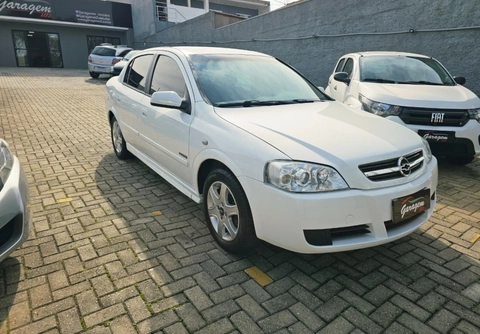 Chevrolet Astra 2008 Branco — foto 1 de 3