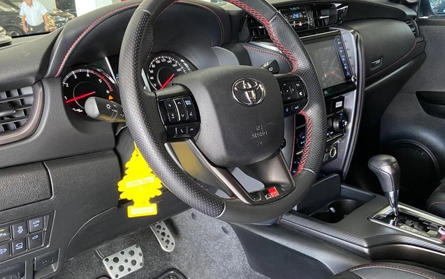 imagem-https://www.socarrao.com.br/sc-vehicle-images-prod/2310206/1789565628895-4506093_23_B_8d831197a2.jpeg