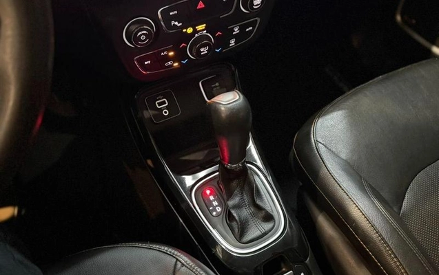 imagem-https://www.socarrao.com.br/sc-vehicle-images-prod/2310512/1787590383663-8108172_10_B_9a221c67bc.jpeg
