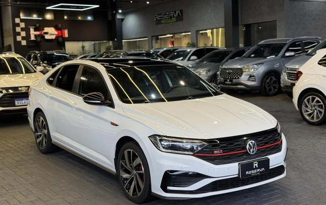 imagem-https://www.socarrao.com.br/sc-vehicle-images-prod/2310658/1788212517503-8117389_1_B_18d297338f.jpeg