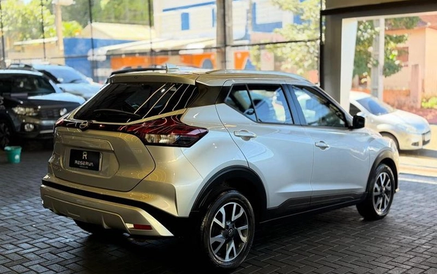 imagem-https://www.socarrao.com.br/sc-vehicle-images-prod/2310676/1789572039725-8064098_13_B_b9f8a20156.jpeg