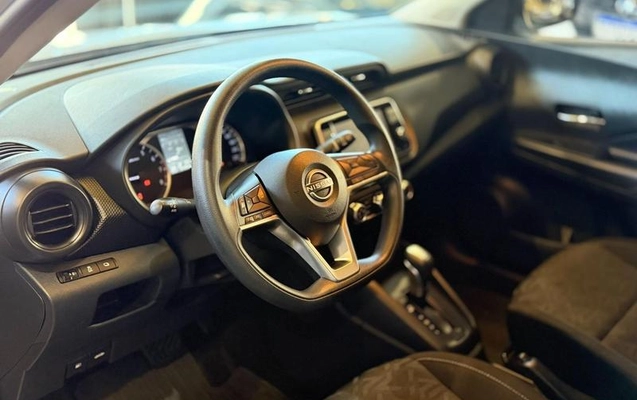 imagem-https://www.socarrao.com.br/sc-vehicle-images-prod/2310676/1789572039728-8064098_13_B_2ea2d050f9.jpeg