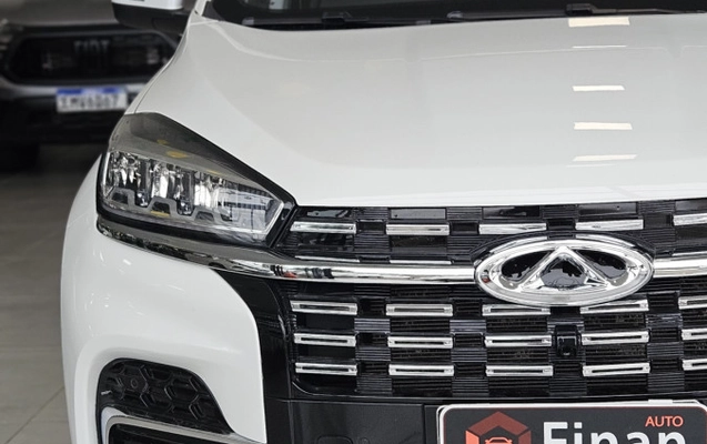 imagem-https://www.socarrao.com.br/sc-vehicle-images-prod/2310725/1789265060676-085z76zXzJUcm0PHWpCA7QCHIuTlEUe5.jpg