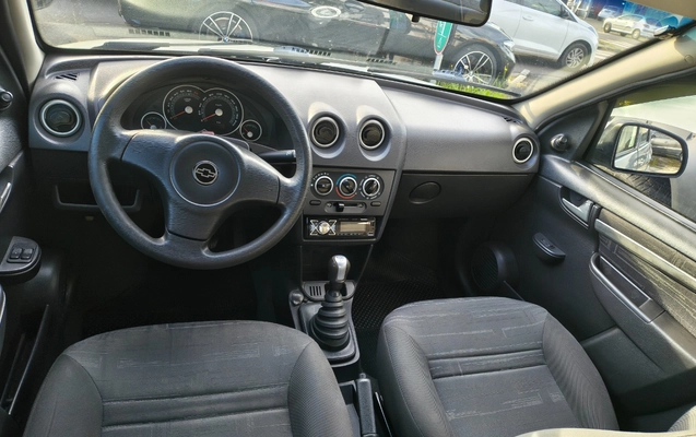 imagem-https://www.socarrao.com.br/sc-vehicle-images-prod/2310836/1782413983305-SU1HXzIwMjYwNjI1XzE1NDg0NzQyN19IRFIuanBn.jpg