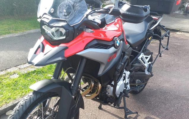 imagem-https://www.socarrao.com.br/sc-vehicle-images-prod/2310857/1782414015651-MDZmMDBmOWEtYmQzMi00MTEwLTgwNzItNDE0M2U4YTY1YWJjLmpwZw.jpg