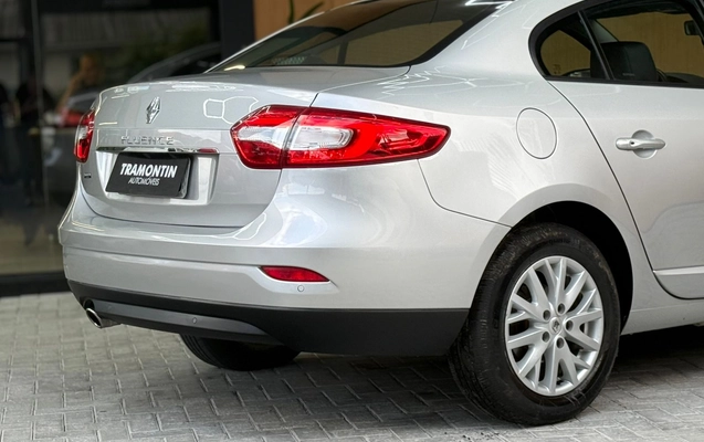 imagem-https://www.socarrao.com.br/sc-vehicle-images-prod/2311007/1782414667322-003_7840e9319fd6106c98d0572971efdb91.jpeg