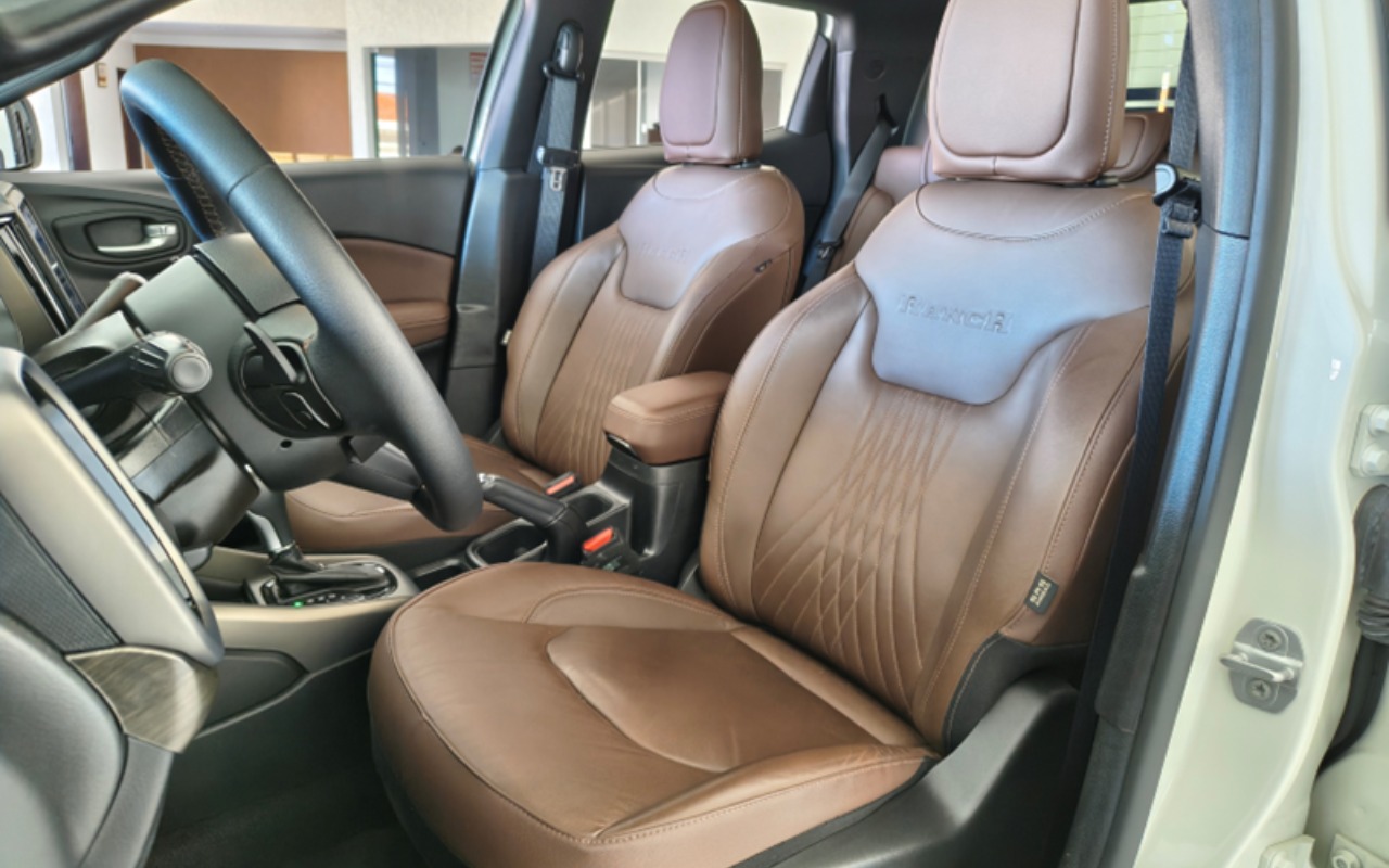 imagem-https://www.socarrao.com.br/sc-vehicle-images-prod/2311177/1782415532704-ZnQ3LnBuZw.png