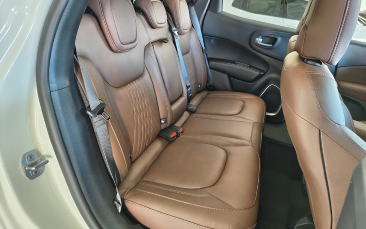 imagem-https://www.socarrao.com.br/sc-vehicle-images-prod/2311177/1782415533134-ZnQxMC5wbmc.png