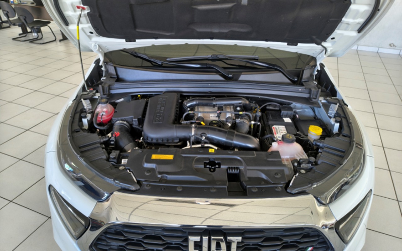 imagem-https://www.socarrao.com.br/sc-vehicle-images-prod/2311177/1782415533390-ZnQxMi5wbmc.png