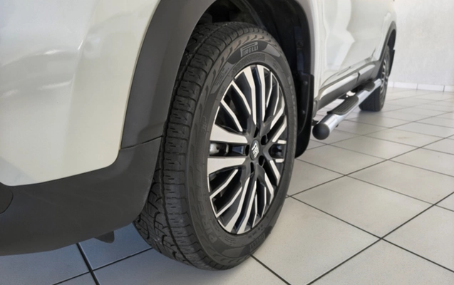 imagem-https://www.socarrao.com.br/sc-vehicle-images-prod/2311177/1782415533469-ZnQxMy5wbmc.png