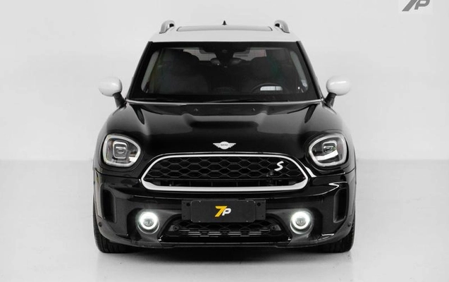imagem-https://www.socarrao.com.br/sc-vehicle-images-prod/2311815/1787153970187-8172893_0_B_9768a3ecdd.jpeg