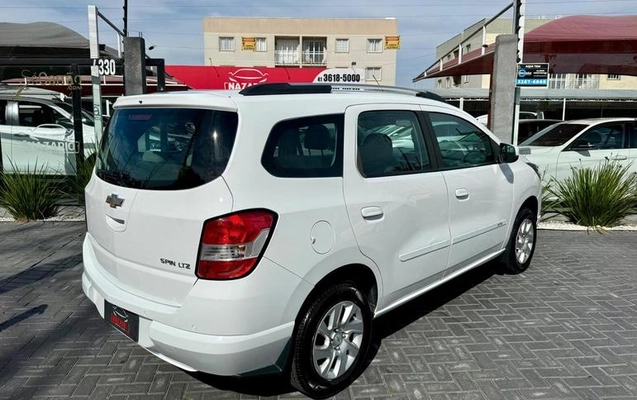 imagem-https://www.socarrao.com.br/sc-vehicle-images-prod/2311826/1786045845615-8203166_10_B_eb4dda247c.jpeg