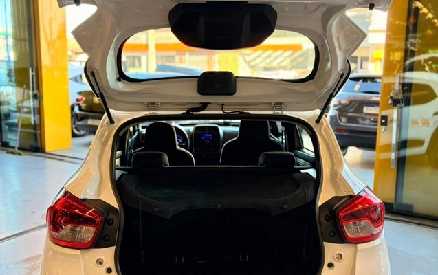 imagem-https://www.socarrao.com.br/sc-vehicle-images-prod/2311997/1788974728328-17ef2161-3a5a-4ce2-9727-46adf6e69969.jpg