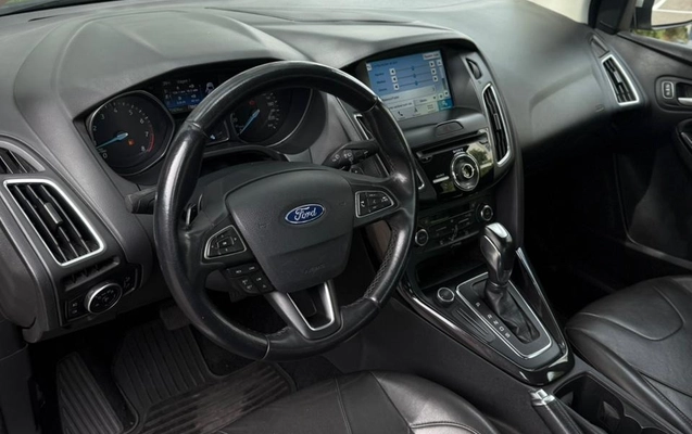 imagem-https://www.socarrao.com.br/sc-vehicle-images-prod/2312083/1782419062487-e47ae4ae-e5da-403f-a85f-0e984e4d8116.jpg