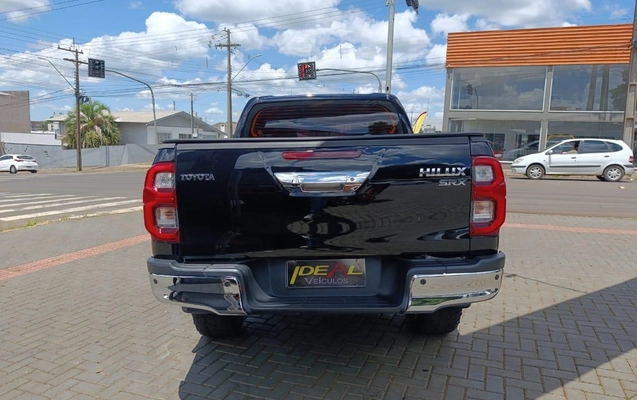 imagem-https://www.socarrao.com.br/sc-vehicle-images-prod/23121/1778501908818-6a69db1c0470408e9295e865eb2e0c43_1768243532114.jpeg