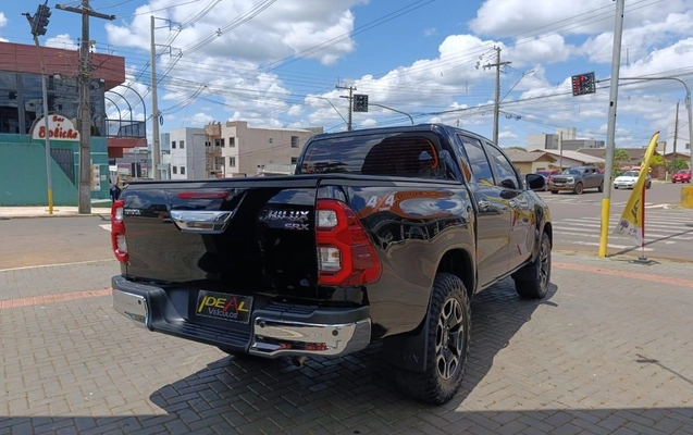 imagem-https://www.socarrao.com.br/sc-vehicle-images-prod/23121/1778501908818-e423289a99b64141ab1ffe5a00935721_1768243531533.jpeg