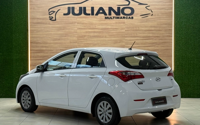 imagem-https://www.socarrao.com.br/sc-vehicle-images-prod/2312563/1784668661817-nO3FzryBObnAoO6EShtXFg9bH2V8Rpbv.jpg
