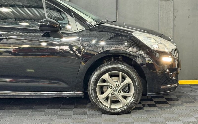 imagem-https://www.socarrao.com.br/sc-vehicle-images-prod/2312688/1786648107868-8154157_12_B_467d0dcc8d.jpeg