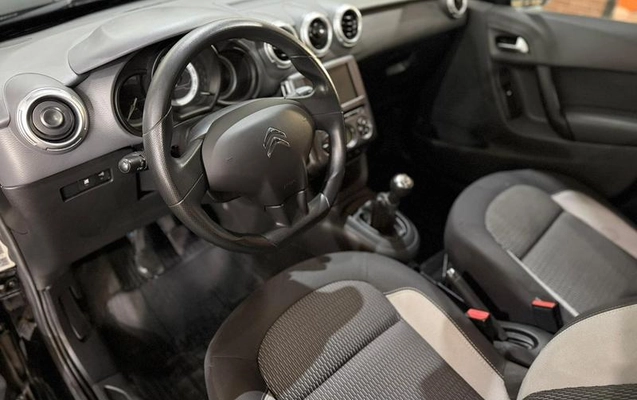 imagem-https://www.socarrao.com.br/sc-vehicle-images-prod/2312688/1786648107876-8154157_7_B_d7803719cd.jpeg