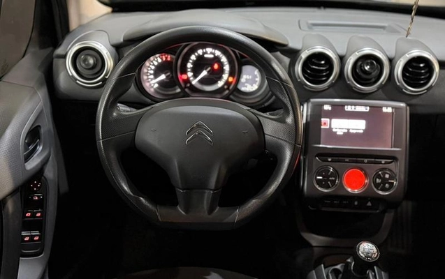 imagem-https://www.socarrao.com.br/sc-vehicle-images-prod/2312688/1786648107878-8154157_12_B_b8bad752e1.jpeg