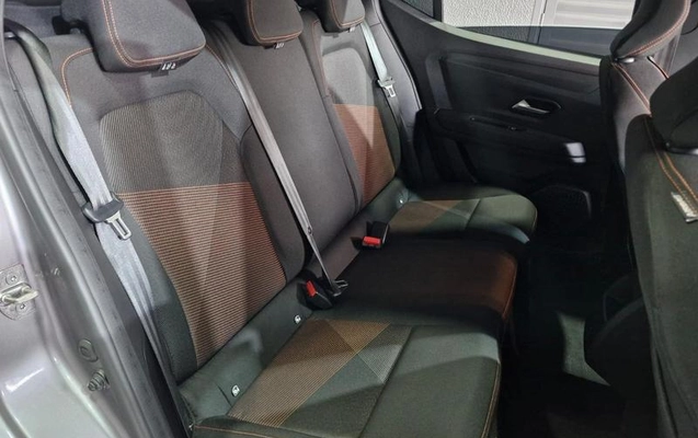 imagem-https://www.socarrao.com.br/sc-vehicle-images-prod/2312733/1788472011819-8218817_7_B_41655f951f.jpeg