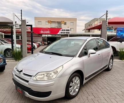 Citroën C4 2010 Prata — foto 1 de 3