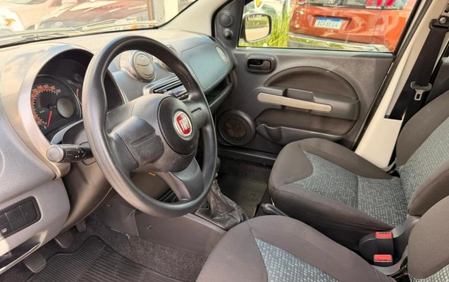 imagem-https://www.socarrao.com.br/sc-vehicle-images-prod/2313066/1786047646788-7976675_14_B_ca4d62d2a6.jpeg