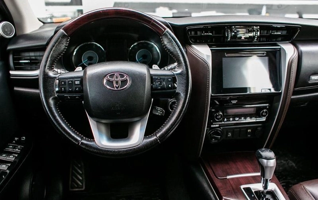 imagem-https://www.socarrao.com.br/sc-vehicle-images-prod/2313200/1782842528120-8222704_13_B_594f5b45df.jpeg