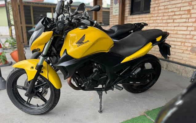 imagem-https://www.socarrao.com.br/sc-vehicle-images-prod/2313297/1782423246337-003_1bd36cab8cbdc4c8ff7f48c6da0a638e.jpeg