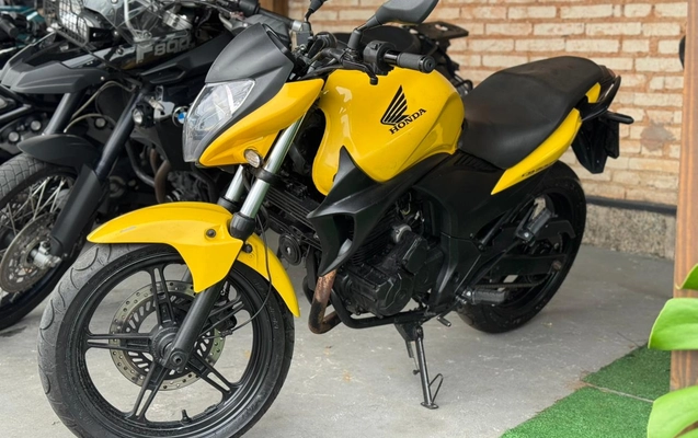 imagem-https://www.socarrao.com.br/sc-vehicle-images-prod/2313297/1782423246342-003_ba0e68532358d2eed8d55376be36d76c.jpeg