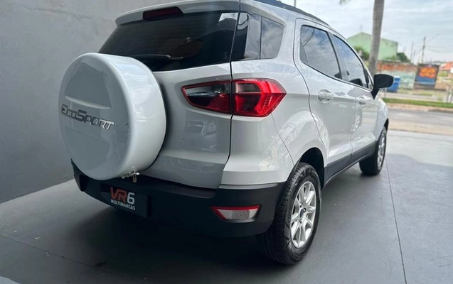imagem-https://www.socarrao.com.br/sc-vehicle-images-prod/2315681/1790000249332-8155421_2_B_7e9451b64c.jpeg