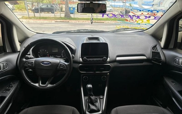imagem-https://www.socarrao.com.br/sc-vehicle-images-prod/2315681/1790000249338-8155421_6_B_bb481c2b2c.jpeg