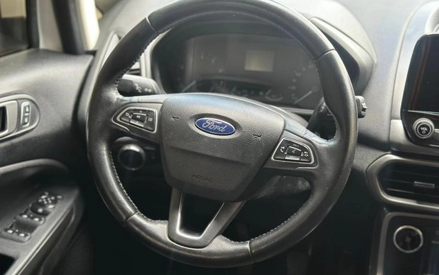 imagem-https://www.socarrao.com.br/sc-vehicle-images-prod/2315681/1790000249341-8155421_5_B_465558e44f.jpeg