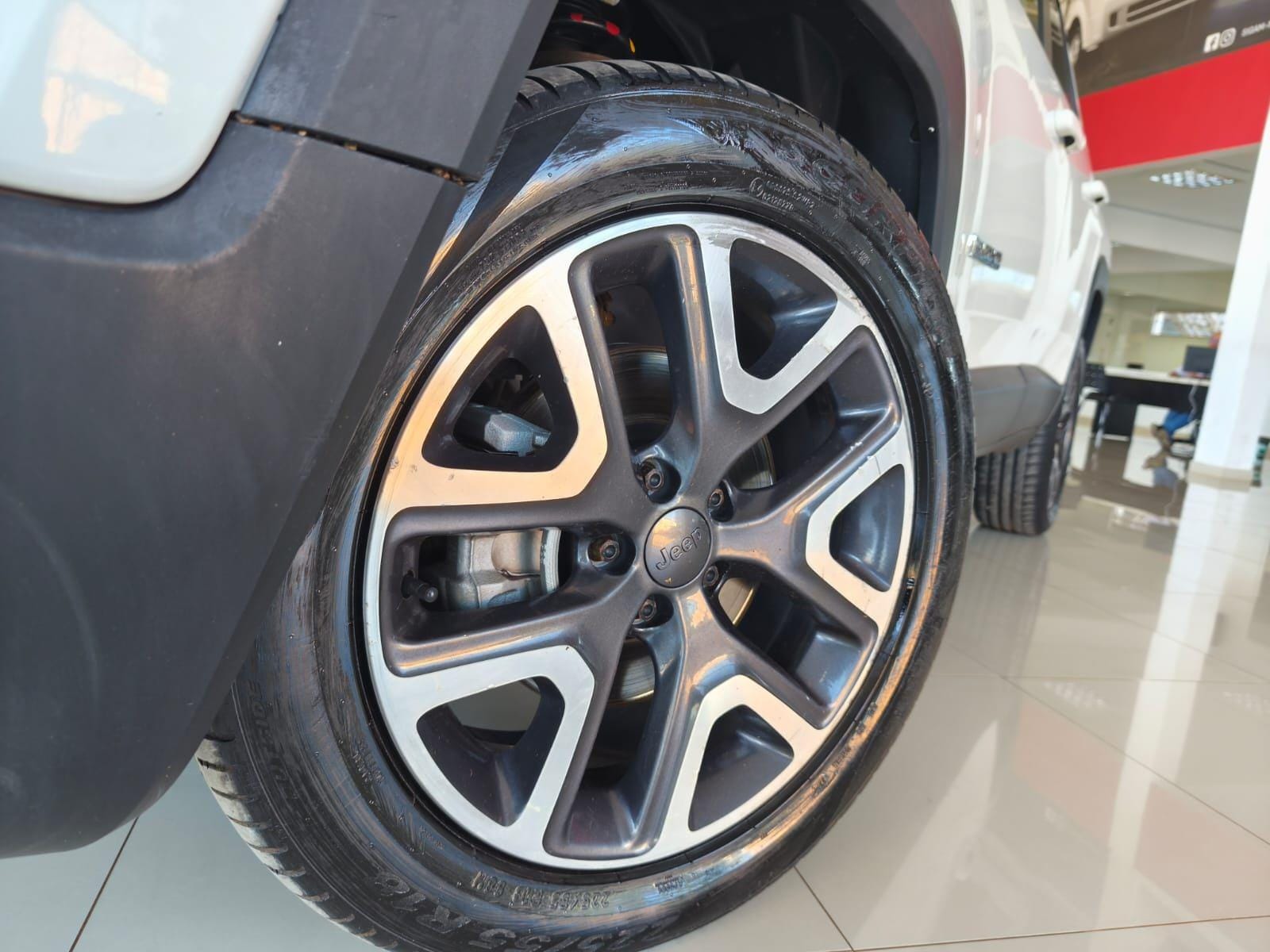 imagem-https://www.socarrao.com.br/sc-vehicle-images-prod/23205/1769988402777-7249840OR_1769449408_1_290.jpg