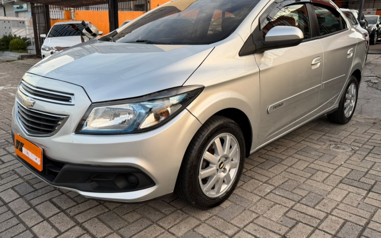 imagem-https://www.socarrao.com.br/sc-vehicle-images-prod/2324992/1782478388684-V2hhdHNBcHAgSW1hZ2UgMjAyNi0wNi0yNSBhdCAxNy4zNS40Ny5qcGVn.jpeg