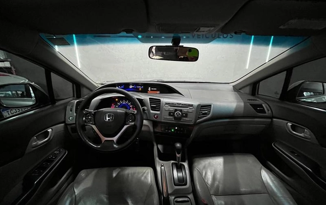 imagem-https://www.socarrao.com.br/sc-vehicle-images-prod/2325230/1785510407426-8218405_7_B_dc7d5c1ce8.jpeg