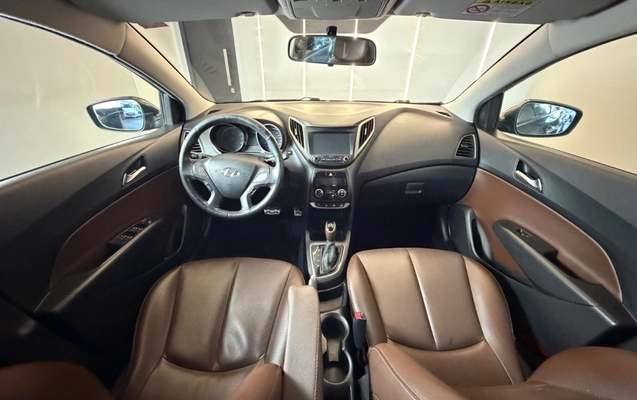 imagem-https://www.socarrao.com.br/sc-vehicle-images-prod/2325656/1784903366187-gb-9252d47.jpeg