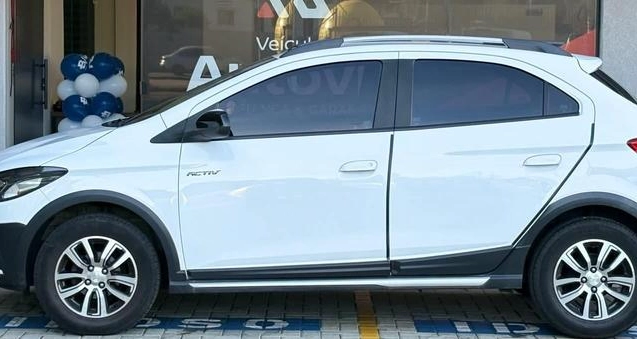 imagem-https://www.socarrao.com.br/sc-vehicle-images-prod/2325695/1785154457950-8153633_16_B_8a0e743f88.jpeg